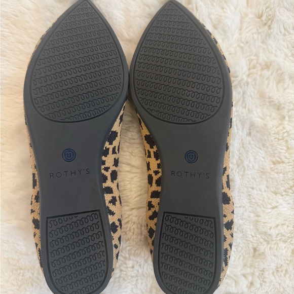ROTHY'S THE POINT ANIMAL PRINT KNIT POINTED TOE FLATS SIZE 8 - Picture 6 of 7